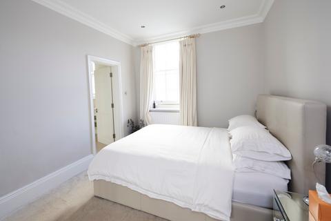 2 bedroom flat for sale, Queen's Gate Terrace