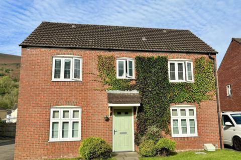 19 Ffordd Y Glowyr, Godrergraig, Swansea, SA9 2BQ