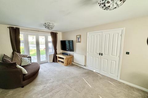 19 Ffordd Y Glowyr, Godrergraig, Swansea, SA9 2BQ