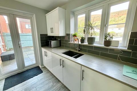 19 Ffordd Y Glowyr, Godrergraig, Swansea, SA9 2BQ