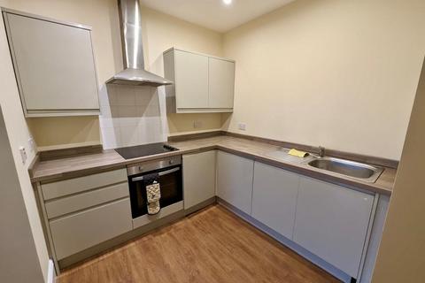 2 bedroom apartment to rent, Claughton Street, Town Centre WA10