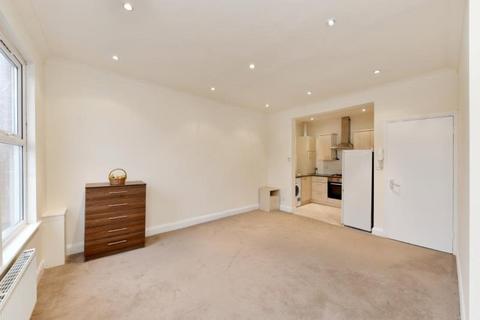 2 bedroom apartment to rent, Hermitage Road, Manor House, London