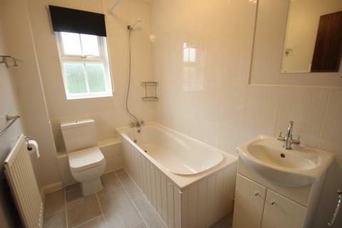 1 bedroom end of terrace house to rent, Kendal Close, Littlehampton