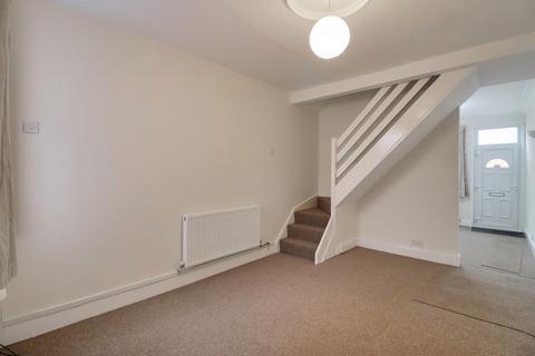 2 bedroom terraced house to rent, Eastleigh Road, Leicester