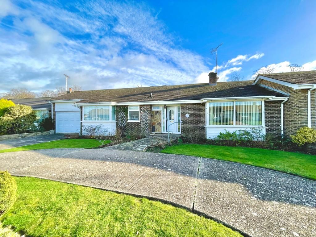 Preston Paddock, Rustington 2 bed terraced bungalow for sale £595,000