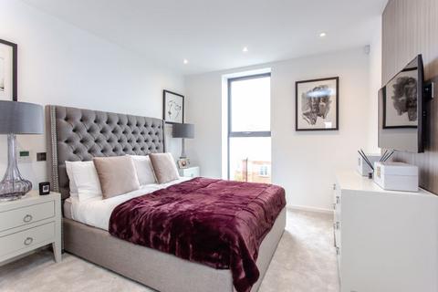 2 bedroom flat for sale, Grenville Place, London