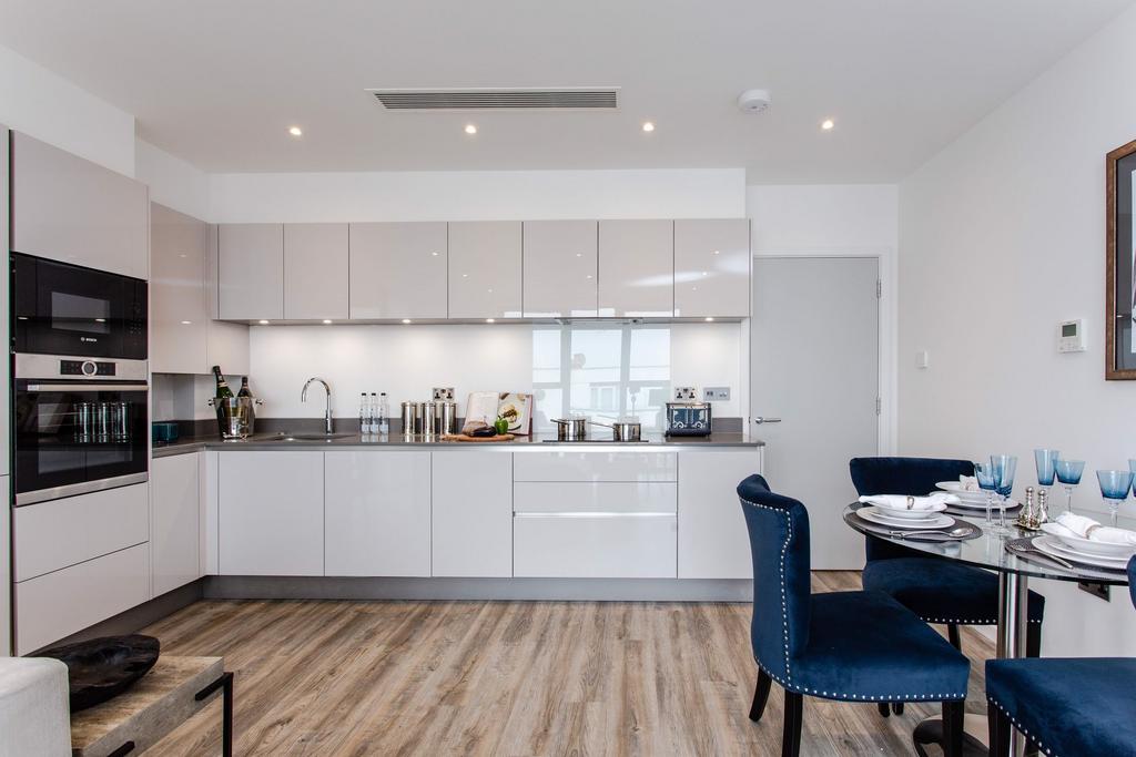 Reception/kitchen/diner