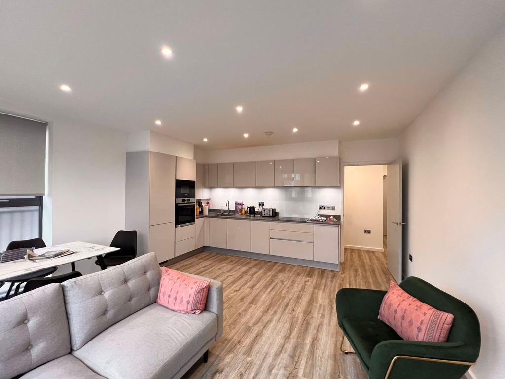 Reception room/kitchen/diner