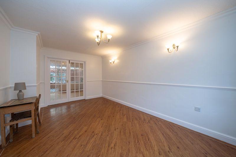 London Road, Markyate 3 bed semidetached house for sale £475,000