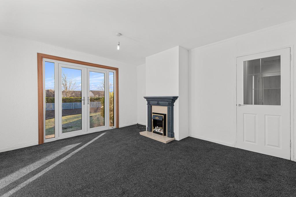 17 Harvey Avenue, Polmont, FK2 0QR 3 bed semidetached bungalow for