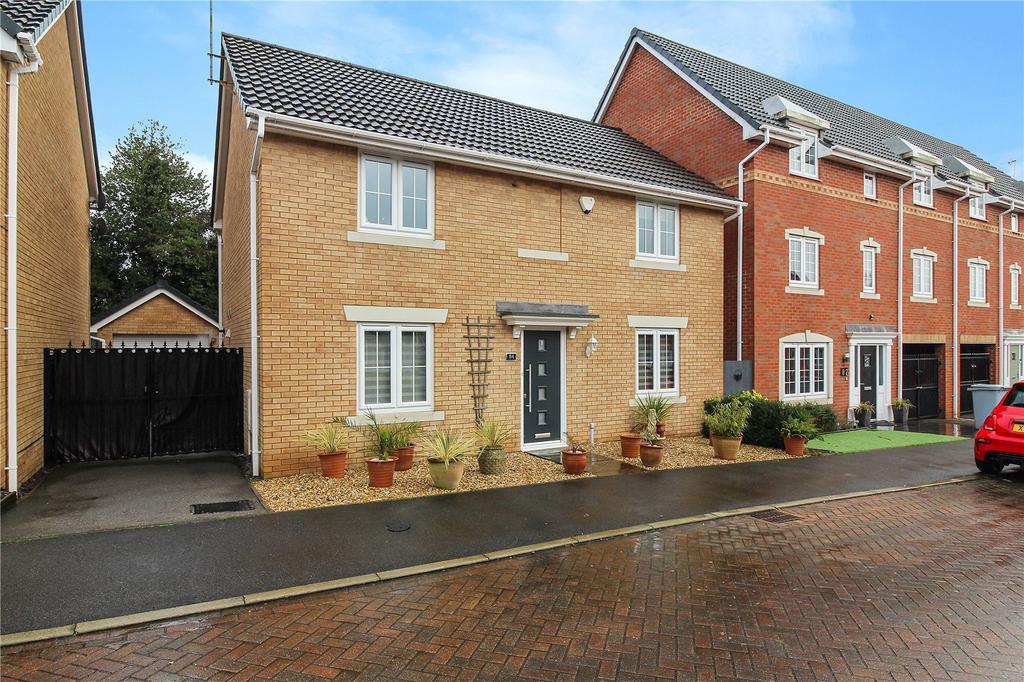 Edwinstowe, Mansfield NG21 4 bed detached house for sale £290,000