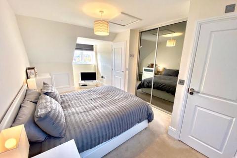 40 Furs Close, Monkton Heathfield, Taunton, TA2 8GH