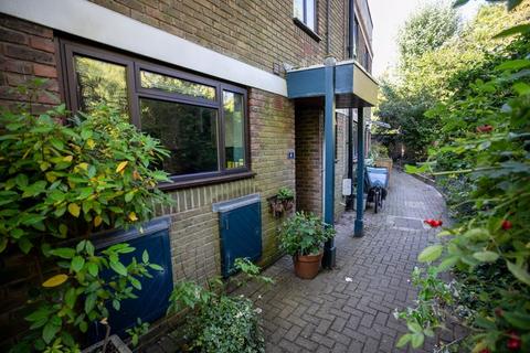 4 bedroom terraced house for sale, Church Walk, Highgate, London, N6