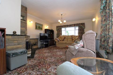 2 bedroom detached bungalow for sale - Baytree Close, Bloxwich, Walsall, WS3 2JX