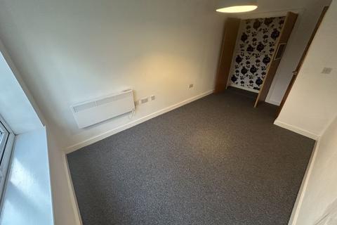 2 bedroom apartment to rent, Woodsome Park, Woolton, Liverpool