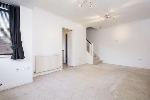1 bedroom semi-detached house for sale, Weylands Close, Walton-On-Thames