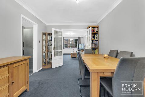 79 Fraser Close, Deeping St James, Peterborough, PE6 8QL