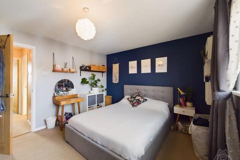 3 Alder Drive, South Ockendon, RM15 6RD
