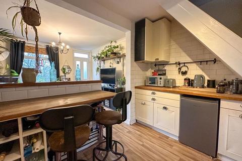 30 Inkerman Terrace, Leek, ST13 8JX
