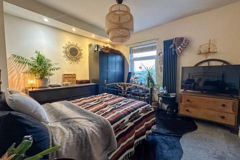 30 Inkerman Terrace, Leek, ST13 8JX