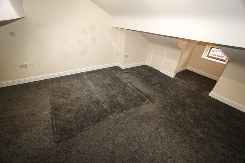 Photo11
