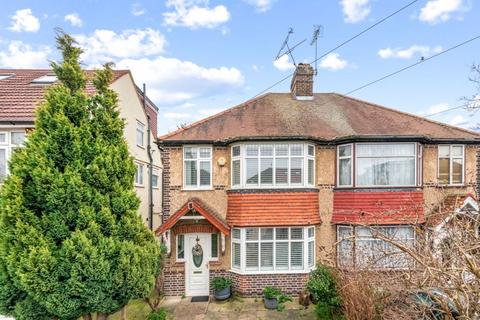 42 Bulstrode Gardens, Hounslow, TW3 3AJ