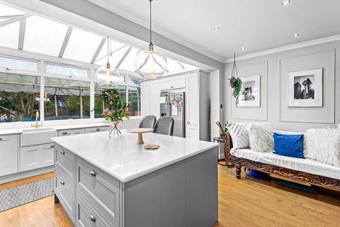42 Bulstrode Gardens, Hounslow, TW3 3AJ