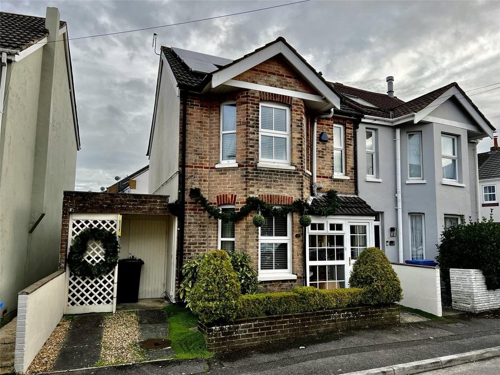 Cardigan Road, Poole, BH12 3 bed semidetached house for sale £390,000