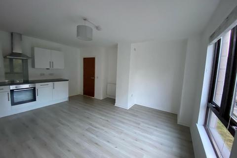 2 bedroom flat to rent, Benvie Road, Dundee