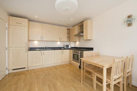 2 bedroom flat to rent, Luminosity Court, Drayton Green Road, W13