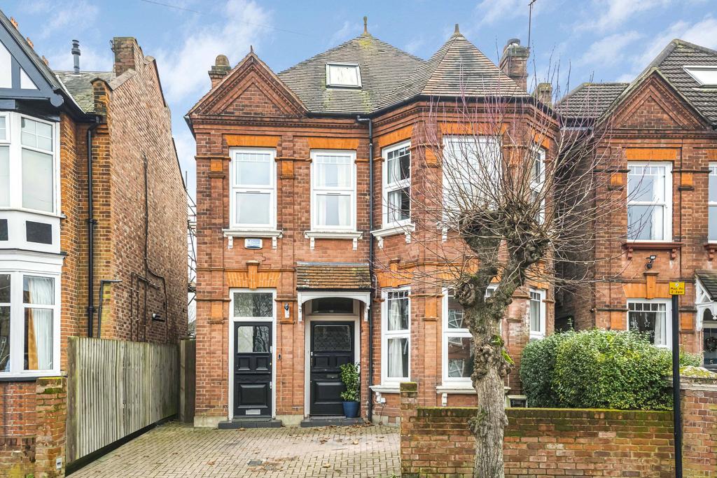 Butler Avenue, West Harrow Village 6 bed detached house for sale £