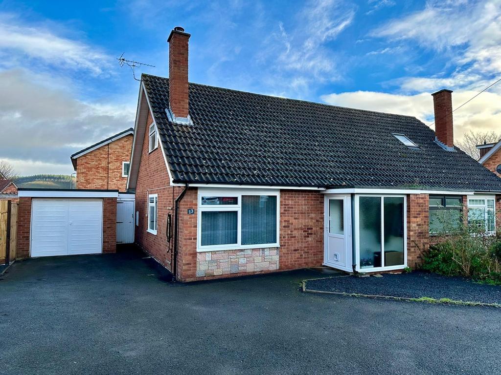 Meadow Drive, Canon Pyon, Hereford, HR4 2 bed bungalow for sale £245,000