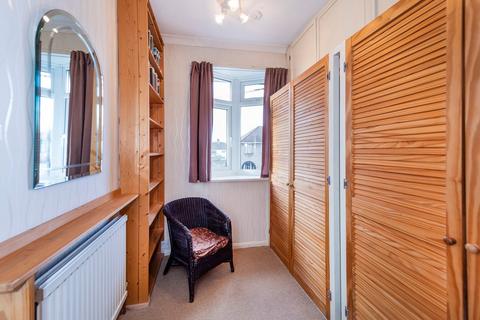 40 Berkeley Avenue, Bexleyheath, DA7 4UA