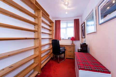 40 Berkeley Avenue, Bexleyheath, DA7 4UA