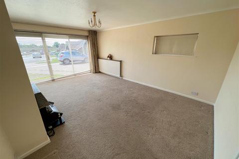 41 Branscombe Close, Frinton-on-sea, CO13 9LE