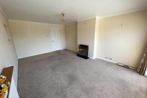 41 Branscombe Close, Frinton-on-sea, CO13 9LE