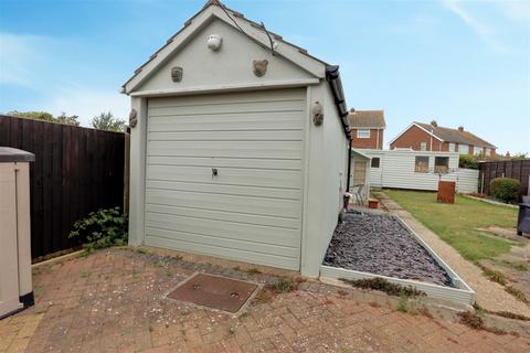 2 bedroom detached bungalow for sale, Marlowe Road, Clacton-On-Sea CO15
