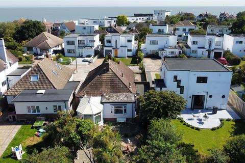 6 Graces Walk, Frinton-on-sea, CO13 9PQ