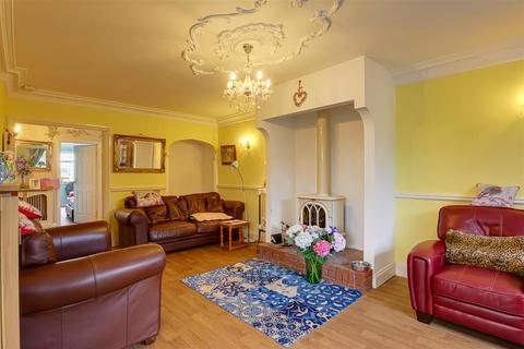 6 Graces Walk, Frinton-on-sea, CO13 9PQ