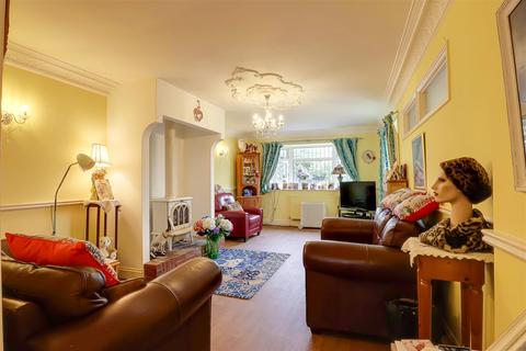 6 Graces Walk, Frinton-on-sea, CO13 9PQ