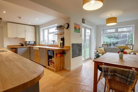 1 Chapelfields, Kirby Cross, Frinton-on-sea, CO13 0RD