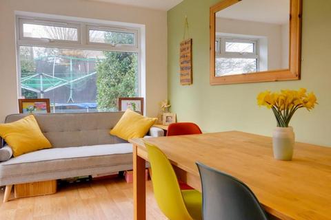 1 Chapelfields, Kirby Cross, Frinton-on-sea, CO13 0RD