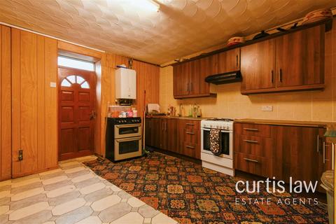 4 bedroom terraced house for sale, Bank Street, Darwen