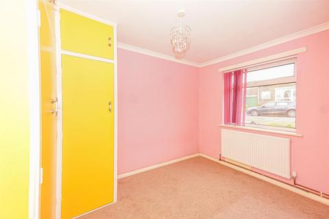 19 Brading Close, Hastings, TN34 2HT