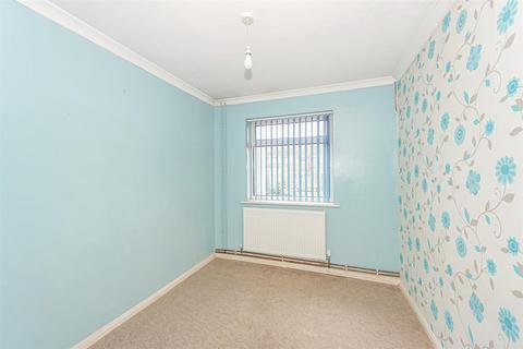 19 Brading Close, Hastings, TN34 2HT