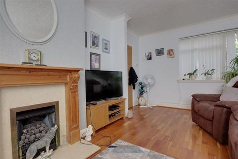 3 bedroom semi-detached house for sale, Old Road, Clacton-On-Sea CO15