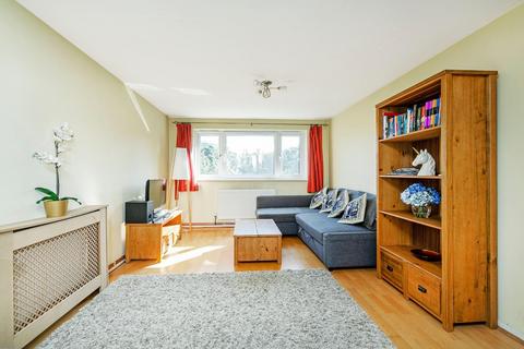 1 bedroom flat to rent - Wheeler Court, Plough Road, London