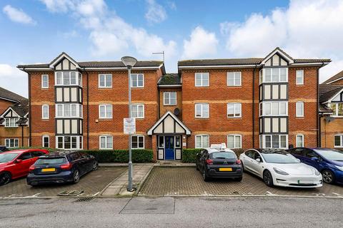 2 bedroom apartment for sale, Redwood Gardens, London E4