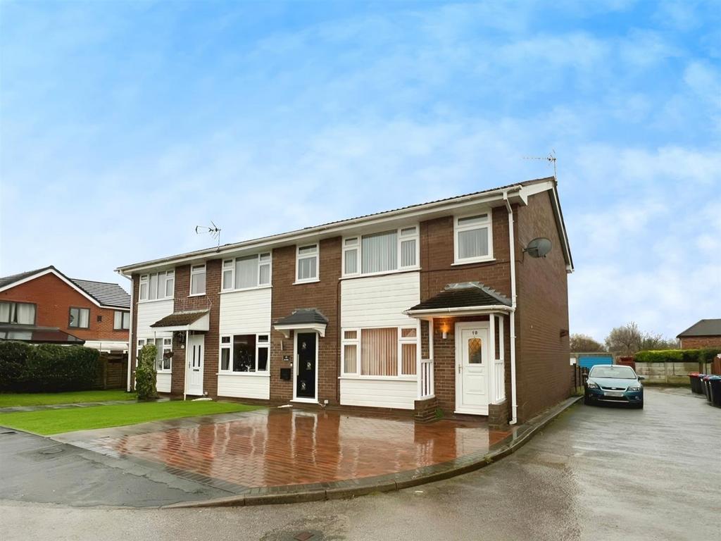 Laurel Close, Barnton, Northwich 3 bed mews for sale £190,000