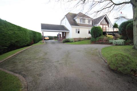 4 bedroom detached house for sale, Copthorn Road, Colwyn Bay